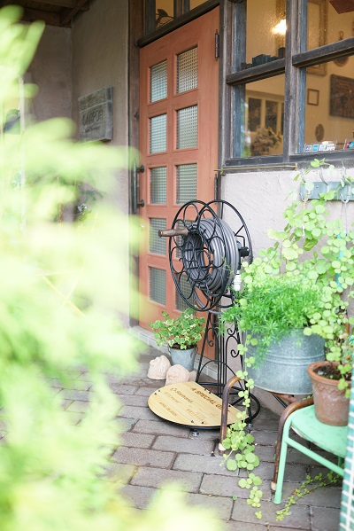 スタンド式ホースリール〈メリー〉を大切な方へのギフトに。